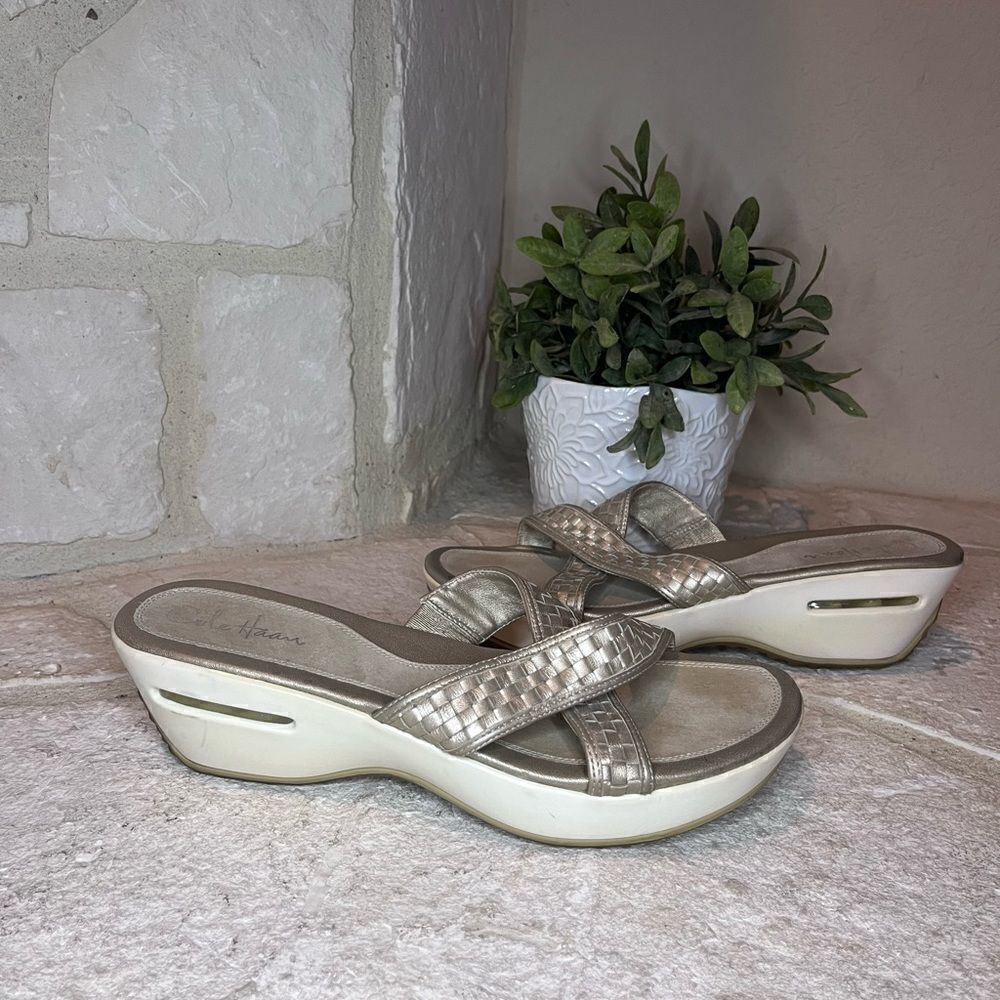 Cole Haan metallic crisscross sandals sz 9.5B